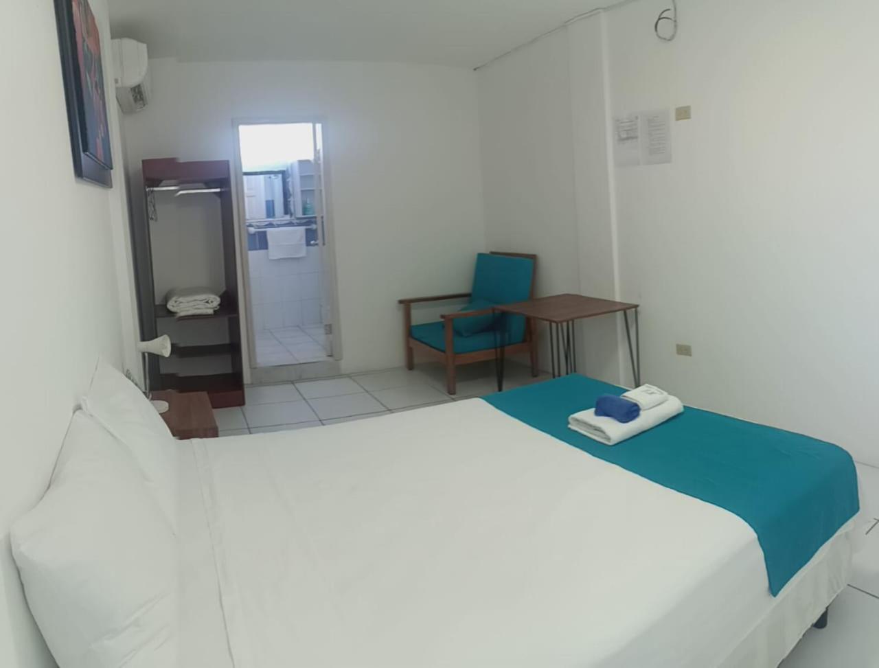 Galapagos Isabela Hotel Loja 比亚米尔港 外观 照片